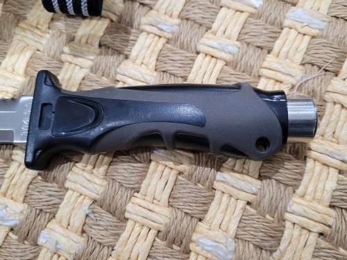 Quality Aquatek Divers knife ! With hard sheath !