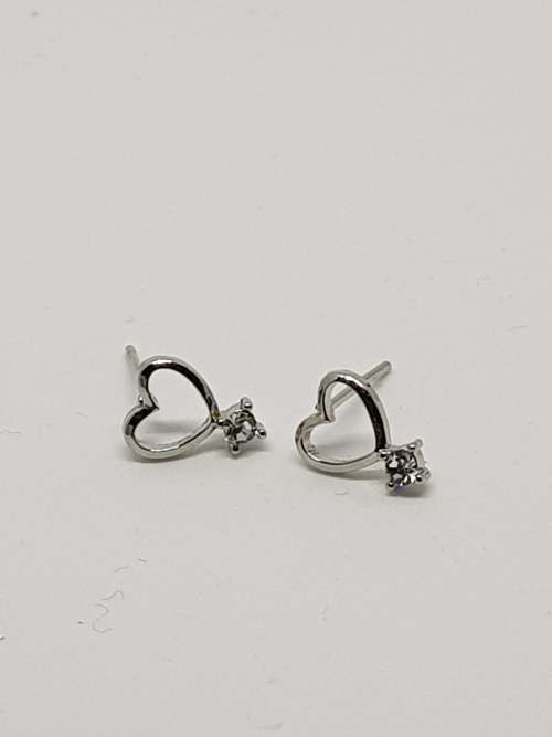 Heart earrings
