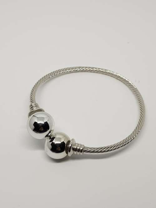 Silver balls bracelet