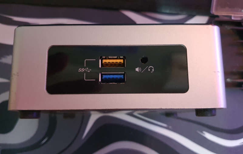 Intel NUC