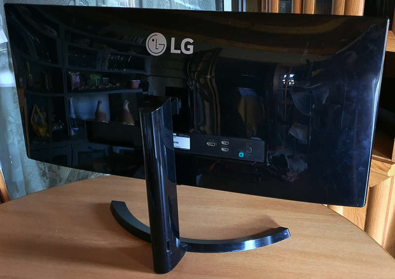 LG 34`` UltraWide Full HD IPS Monitor