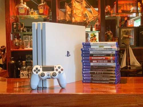 PS4 Pro White 2TB