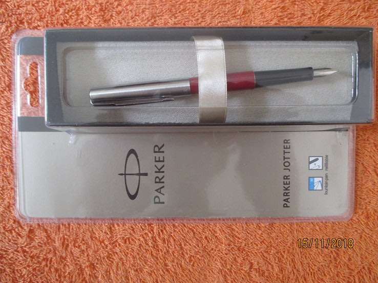 PARKER JOTTER FOUNTAIN PEN NEW IN BOX