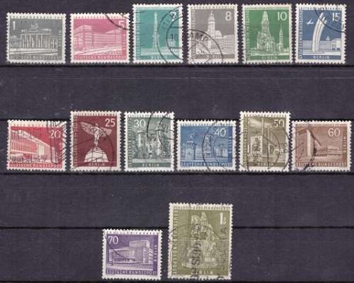 BERLIN 1956 The Look of a Town ULH SHORT SET CV R820 SG B132-146