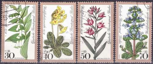 BERLIN 1978 Charity Stamps - Flowers ULH SET CV R95 SG B557-560