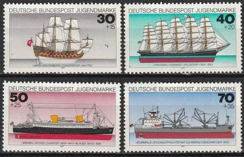 GERMANY 1977 Youth Hostel - Ships UMM CV R110 SG 1819-22