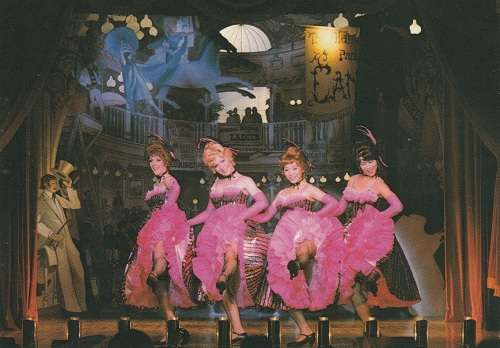 UN USED POST CARD TOKYO DISNEYLAND