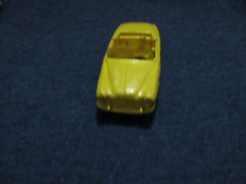 TOMTE CAR PLAY WORN DAMAGED WINDSCREAN