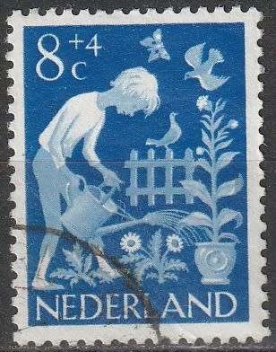NETHERLANDS 1962 Child Care ULH CV R46.20 SG 942