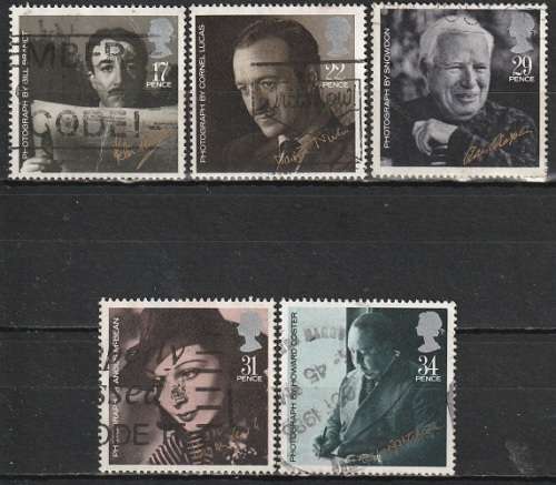 GB 1985 Stars and Film Directors of the 20th Century ULH CV R41.80 SG 1298-1302