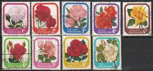 NEW ZEALAND 1975 -1979 Garden Roses ULH CV R63.80 SG 1086-94 FLOWERS