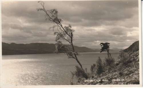 OLD UN USED POST CARD LOCH NESS