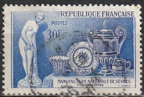 FRANCE 1957 The 200th Anniversary of National Porcelain Industry CV R19.80 SG1323 ULH