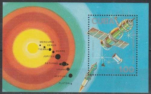 CUBA 1988 Cosmonautics day FINE MINT SG MS3335