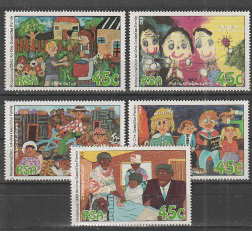 SOUTH AFRICA 1994 International Year of the Family. Children`s Paintings UMM