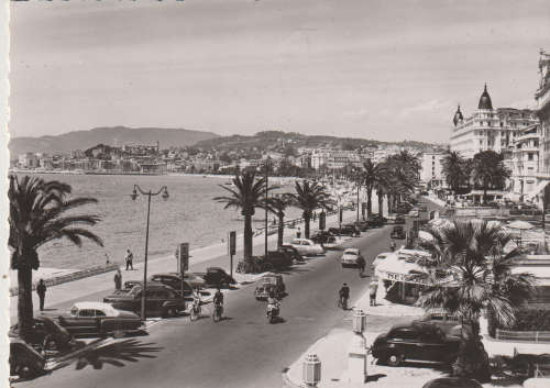 OLD MINT BLACK AND WHITE PHOTO POST CARD CANNES