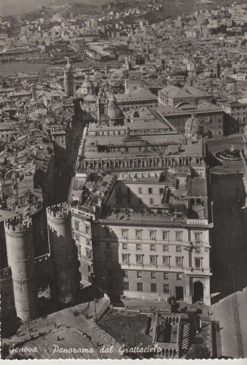 OLD MINT BLACK AND WHITE PHOTO POST CARD GENOVA