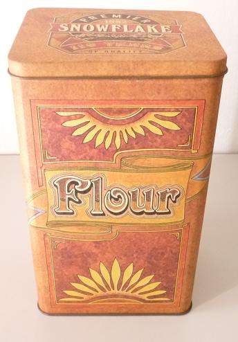 SNOWFLAKE FLOUR TIN