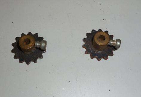 Meccano gears x2