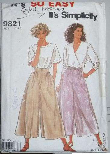 SIMPLICITY PATTERN 9821