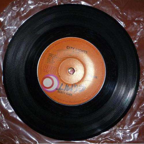 SCOTT FREE 7 SINGLE CITY LIGHTS/SOMEWHERE ALONG THE LINE