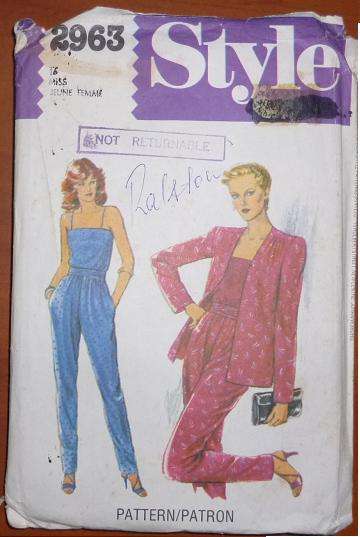 STYLE SEWING PATTERN 2963