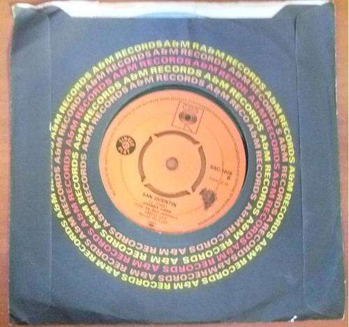 JOHNNY CASH 7 SINGLE SAN QUINTON/A BOY NAMED SUE VINYL