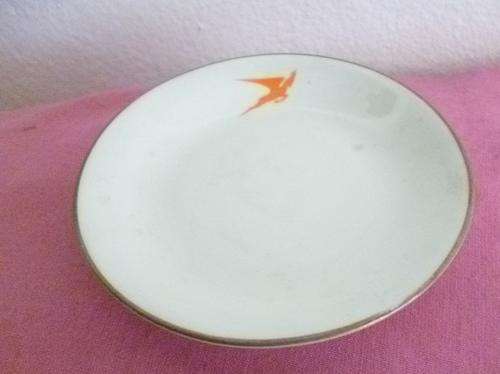 SAA GOLDEN WINGS MINI PLATE 8CM ACROSS MADE BY HUGUENOT ROYALE.