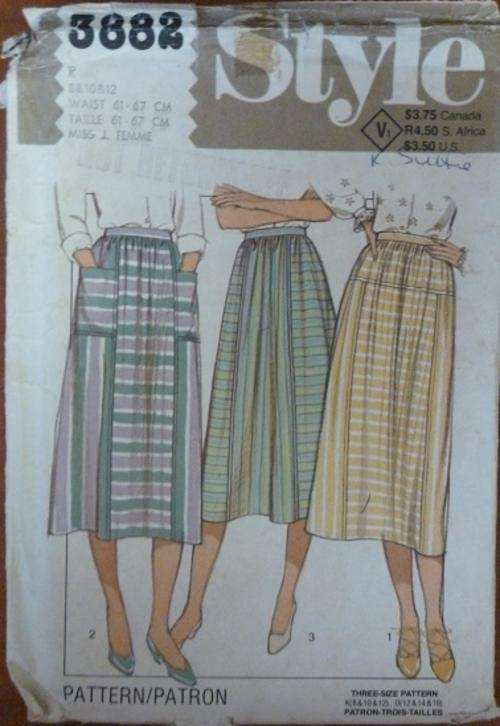 STYLE PATTERN 3882 SIZE 8-12