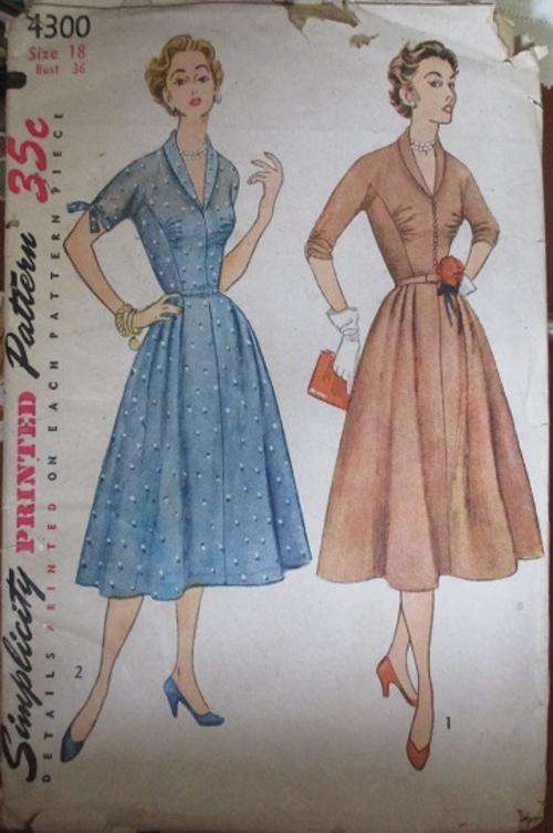 SIMPLICITY PATTERN 4300 SIZE 18