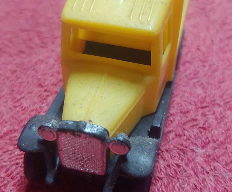 DIE CAST AND PLASTIC COCA COLA DELIVERY TRUCK
