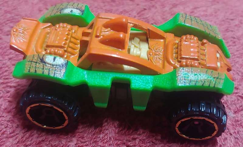 HOT WHEELS SPIDER RIDER