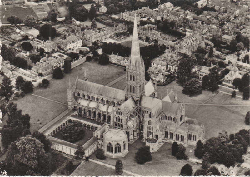 MINT POST CARD