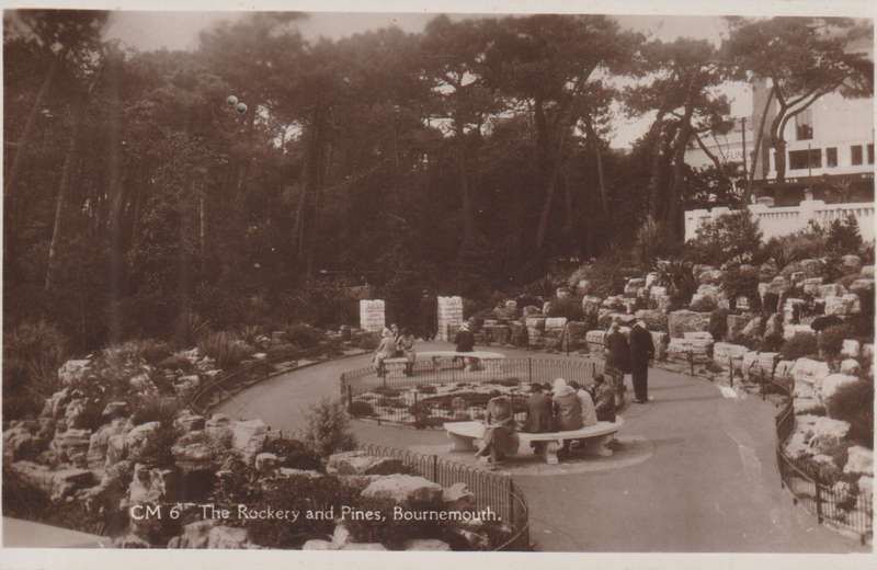 MINT POST CARD