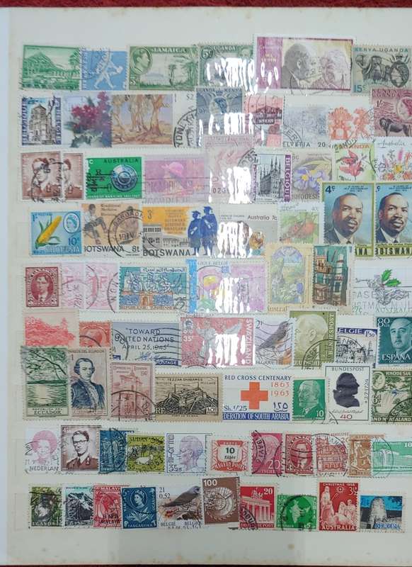 USED A4 STOCKBOOK FULL OF MIXED WORLDS STAMPS 12/24 PAGES