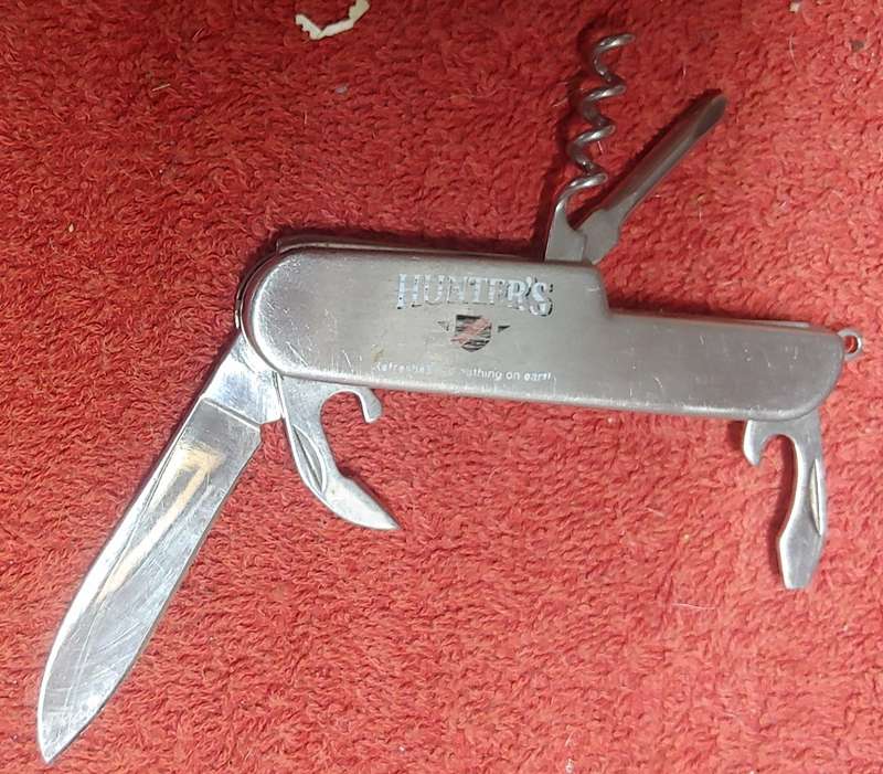 PEN KNIFE WITH HUNTERS BRANDING