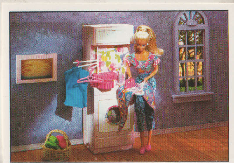 PANINI BARBIE STYLE COLLECTABLE STICKER #26