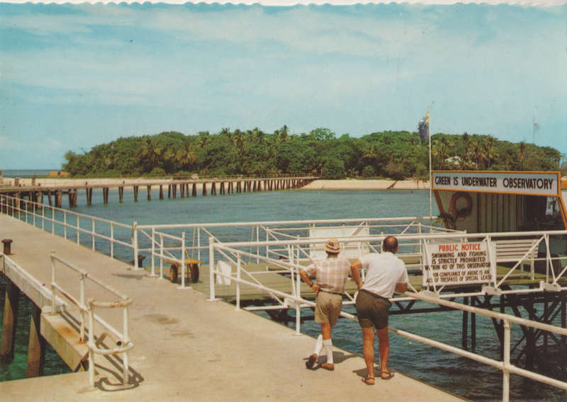 MINT POST CARD GREEN ISLAND GREAT BARRIER REEF