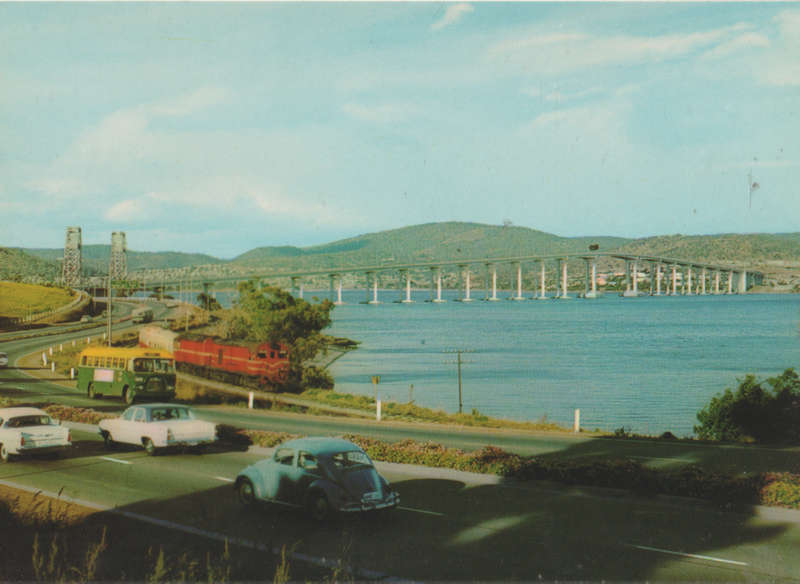 MINT POST CARD TASMANIA