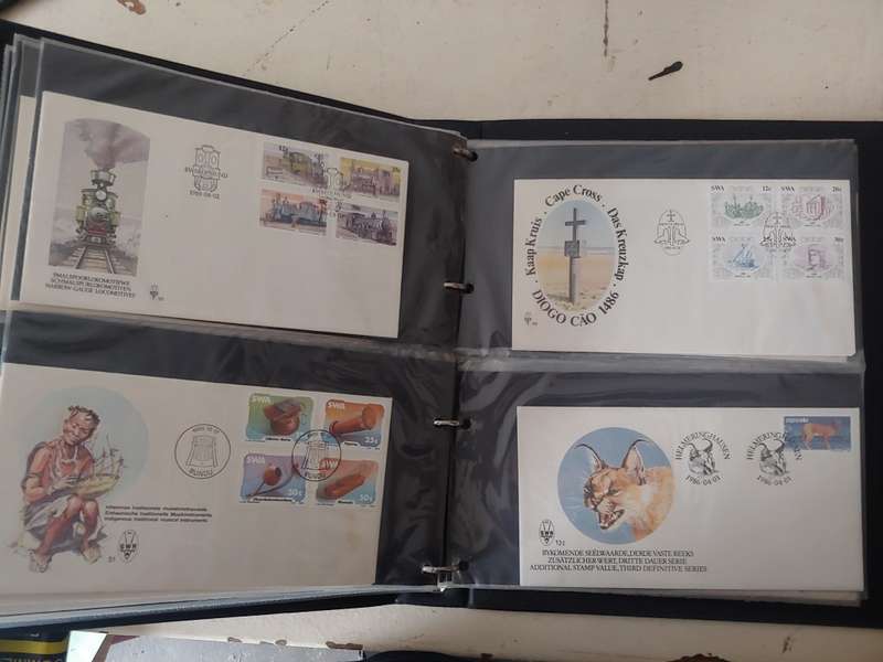 SG NEW THAMES COVER ALBUM 19 PAGES X 4 FDCS PLUS 4 PAGES LARGE FDCS 1 YEAR PACK SWA/NAMIBIA