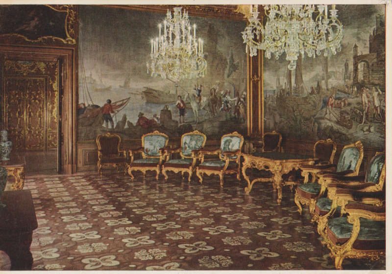MINT POST CARD