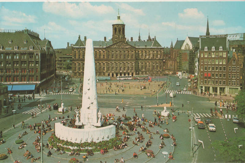 MINT POST CARD