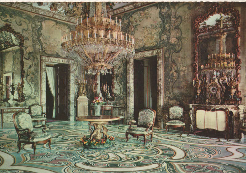MINT POST CARD