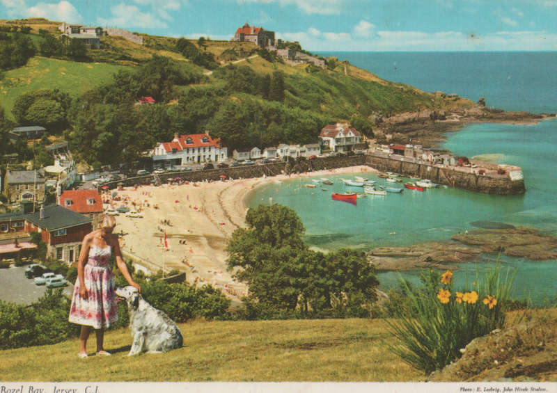MINT POST CARD