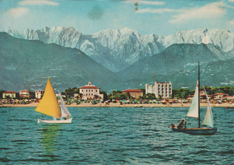 MINT POST CARD