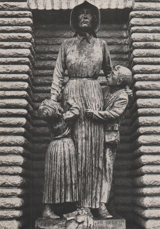 USED POST CARD SA VOORTREKKER MONUMENT