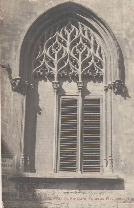 MINT POST CARD