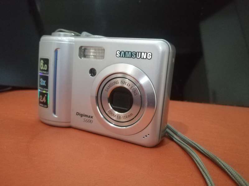 Samsung S600 Digimax Video+Camera
