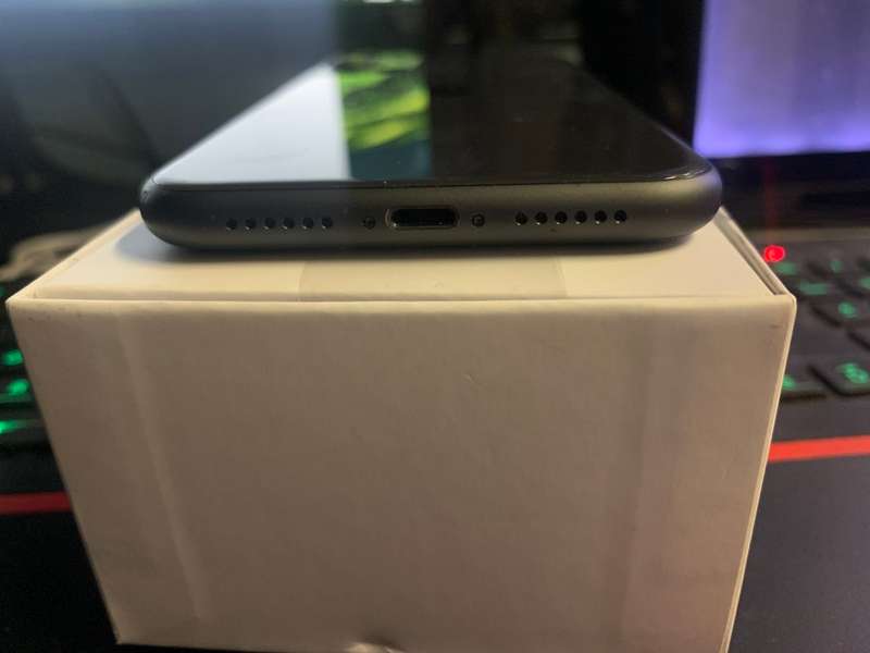 iPhone 11  ABSOLUTELY STUNNING!!!