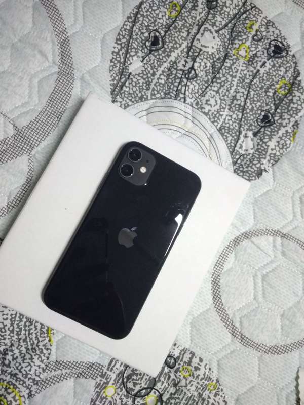 iPhone  11 BARGAIN!!!